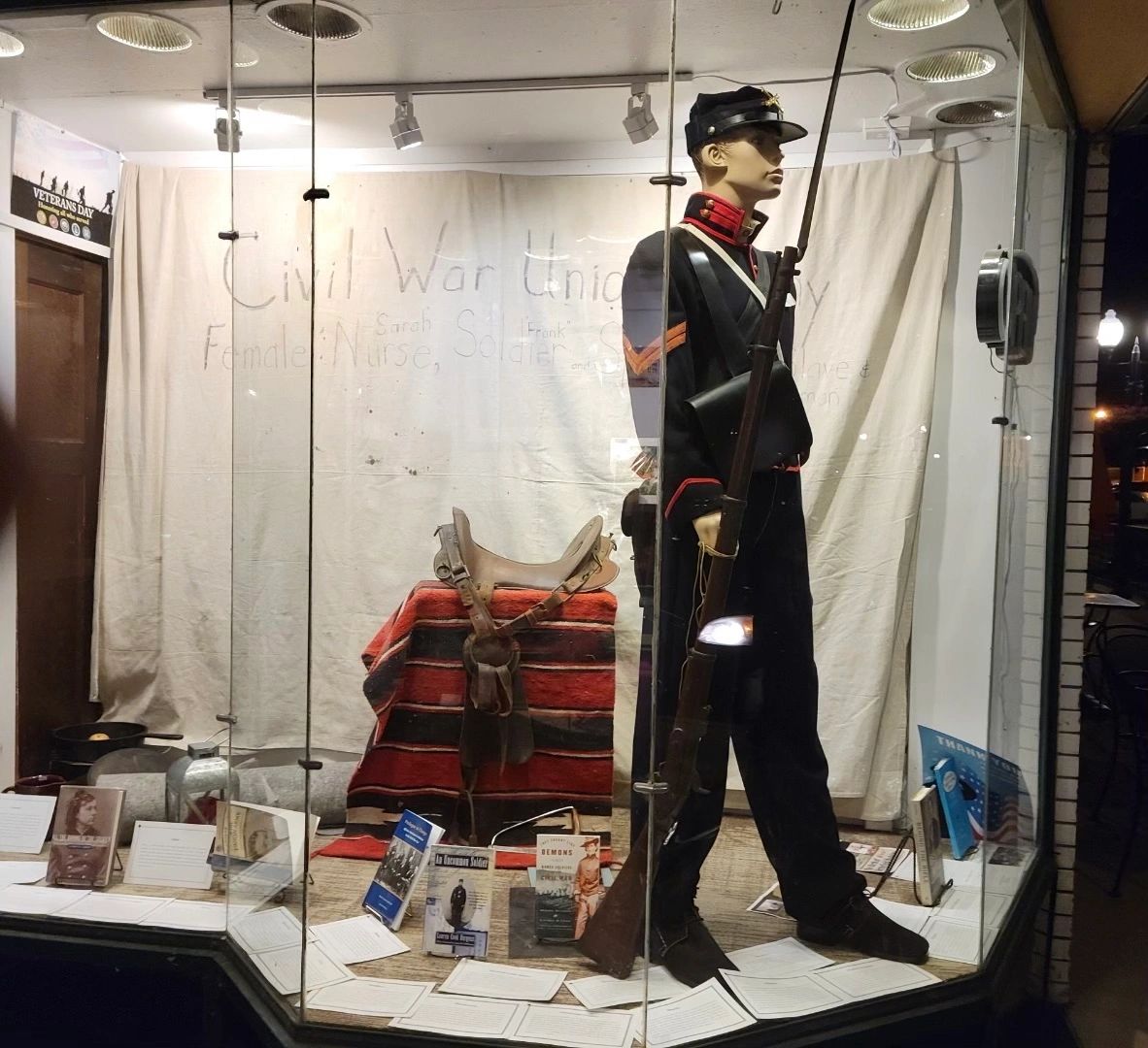 Art Domestique Gallery